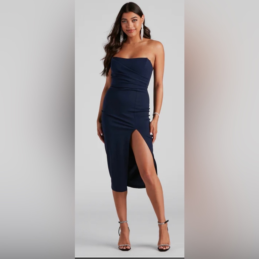 Navy blue midi dress size XS. New without tags. Never worn.